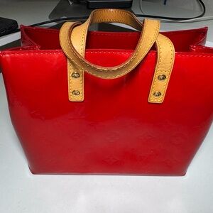 Louis Vuitton Vernis Reade PM Tote Bag